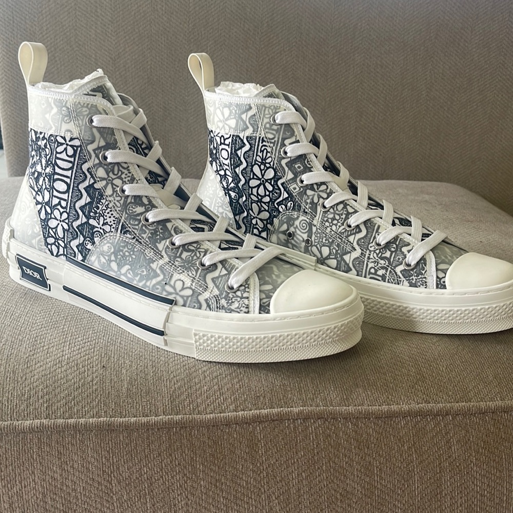 AUTHENTIC Men’s Dior High Top sneakers